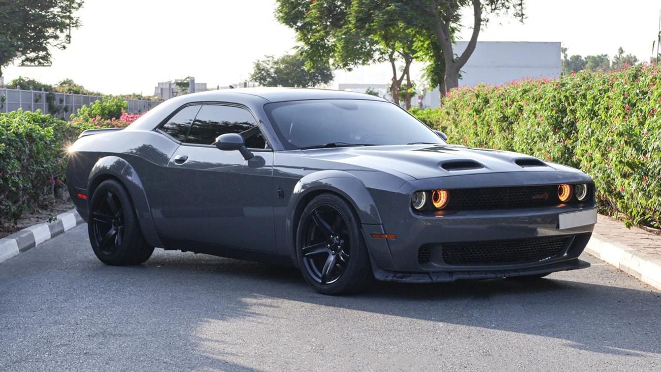 Dodge Challenger Dodge Challenger GT V6 With Hellcat Kit Wide Body + Exhaust System