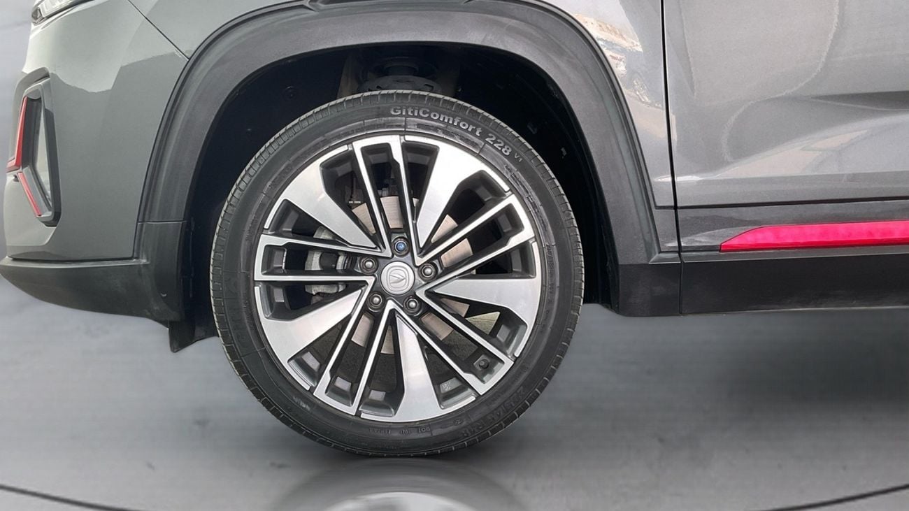 تشنجان سي اس 35 بلس 1.4T LIMITED DCT | شامل الضمان | 0 ﺪﻔﻋﺓ ﺃﻮﻟﻯ