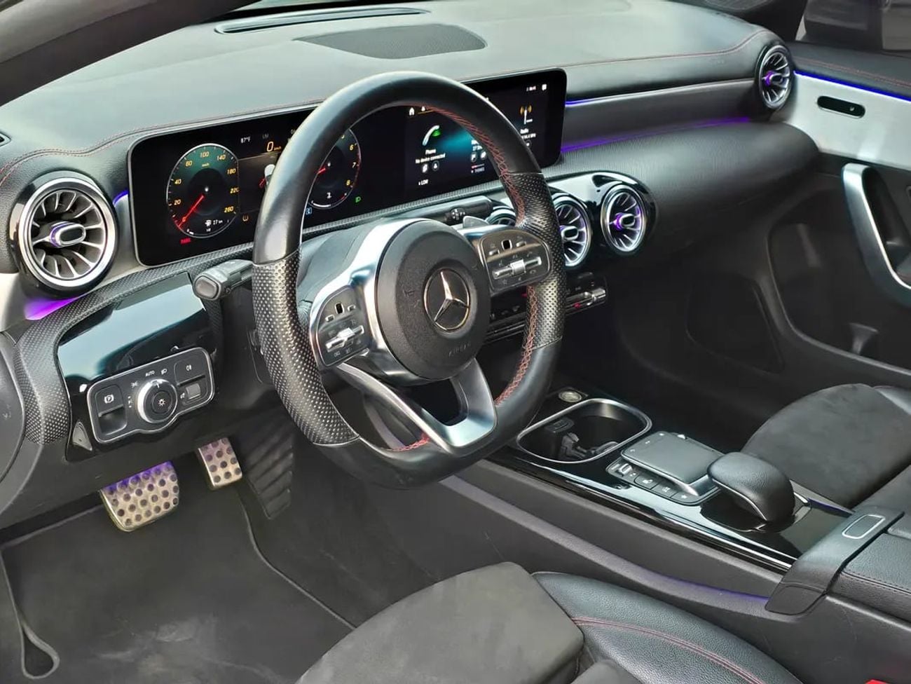 Mercedes Benz CLA250 CLA 250 GCC