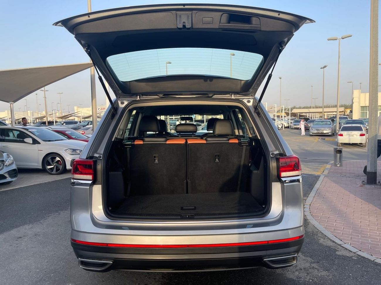 فولكس واجن تيرامونت Volkswagen Teramont_GCC_2023_Excellent Condition _Full option