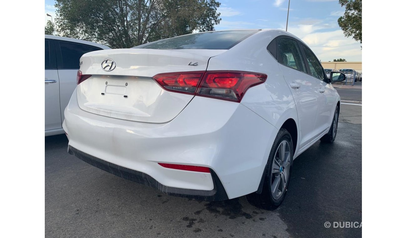 Hyundai Accent 1.6 with sun roof