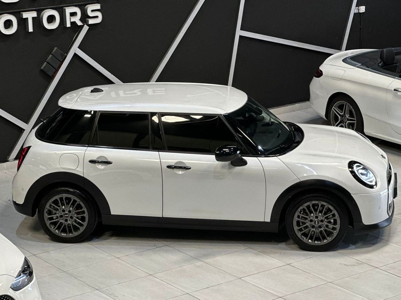 Mini Cooper Std 1.5L (5 Seater) MINI COUPER | 2025 | UNDER WARRANTY | KOREAN SPACE |
