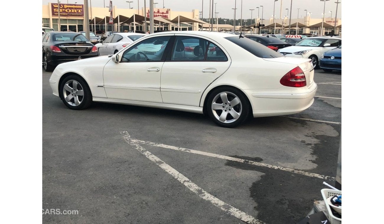 مرسيدس بنز E 500 موديل 2005 وارد اليابان حاله ممتازه من الداخل والخارج فل مواصفات فتحه سقف وكراسي جلد ومثبت سرعه وتحك