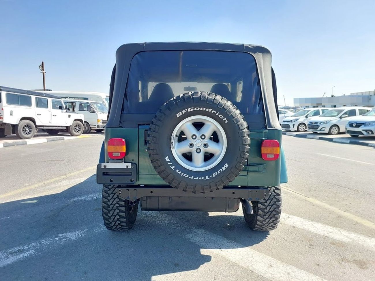 جيب رانجلر JEEP WRANGLER SUV RHD 2000 MODEL 4.0 L PETROL AUTOMATIC(PM75748)
