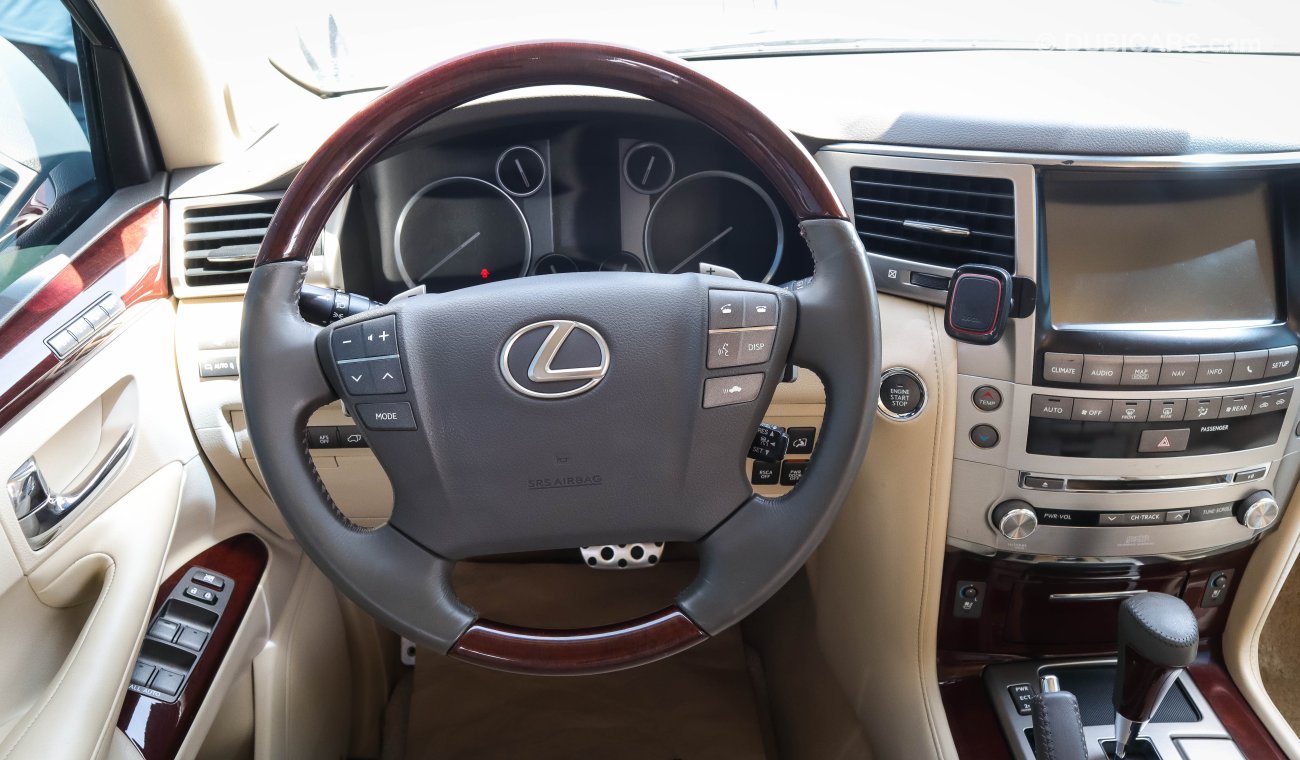 Lexus LX570