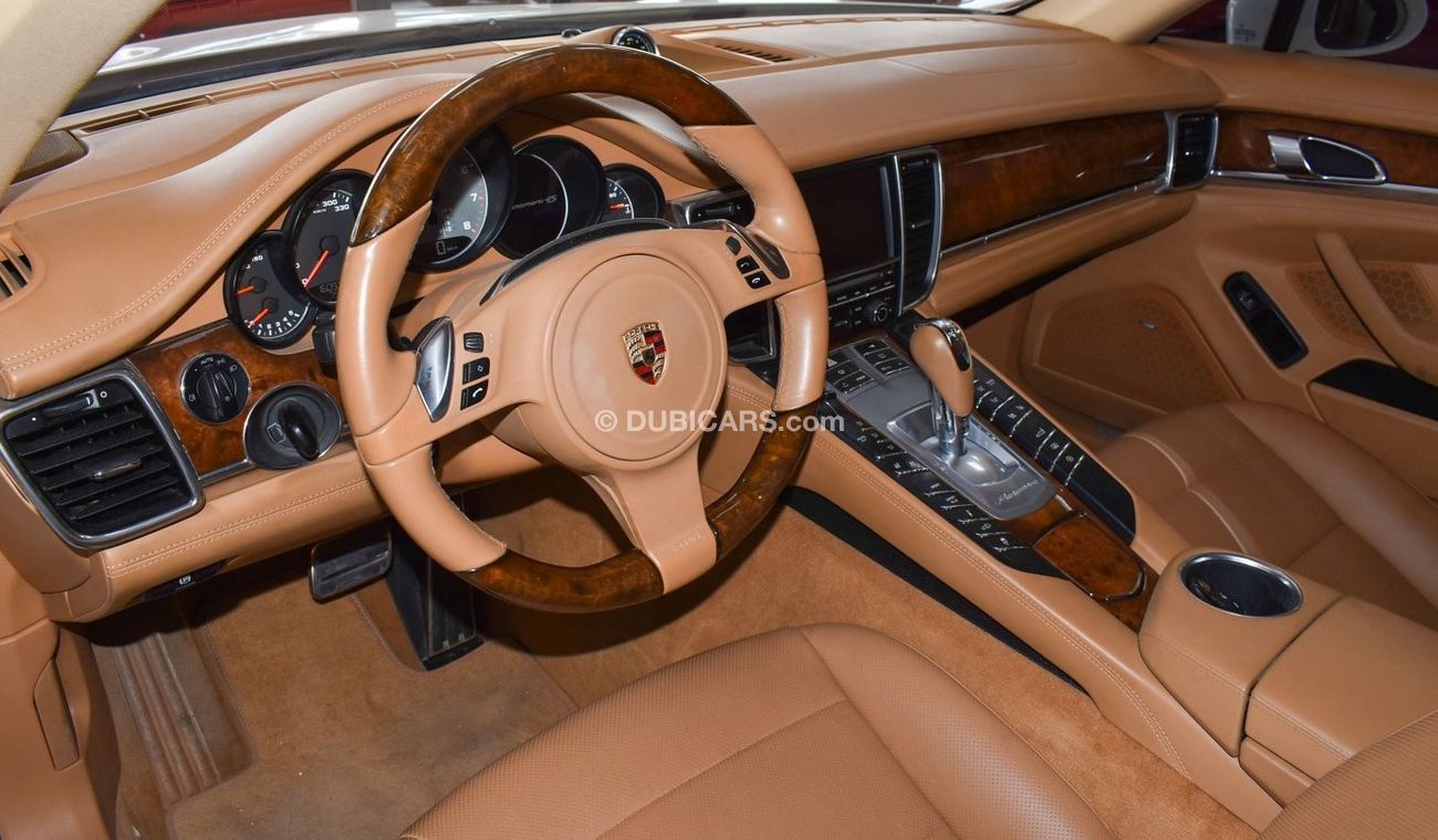 Porsche Panamera 4.8 V8