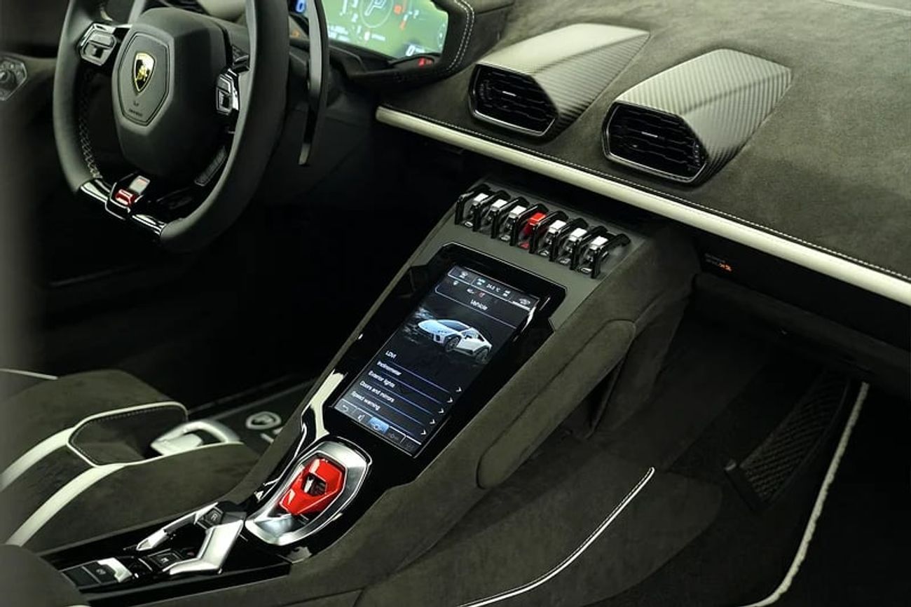 Lamborghini Huracan STERRATO 5.2L V10