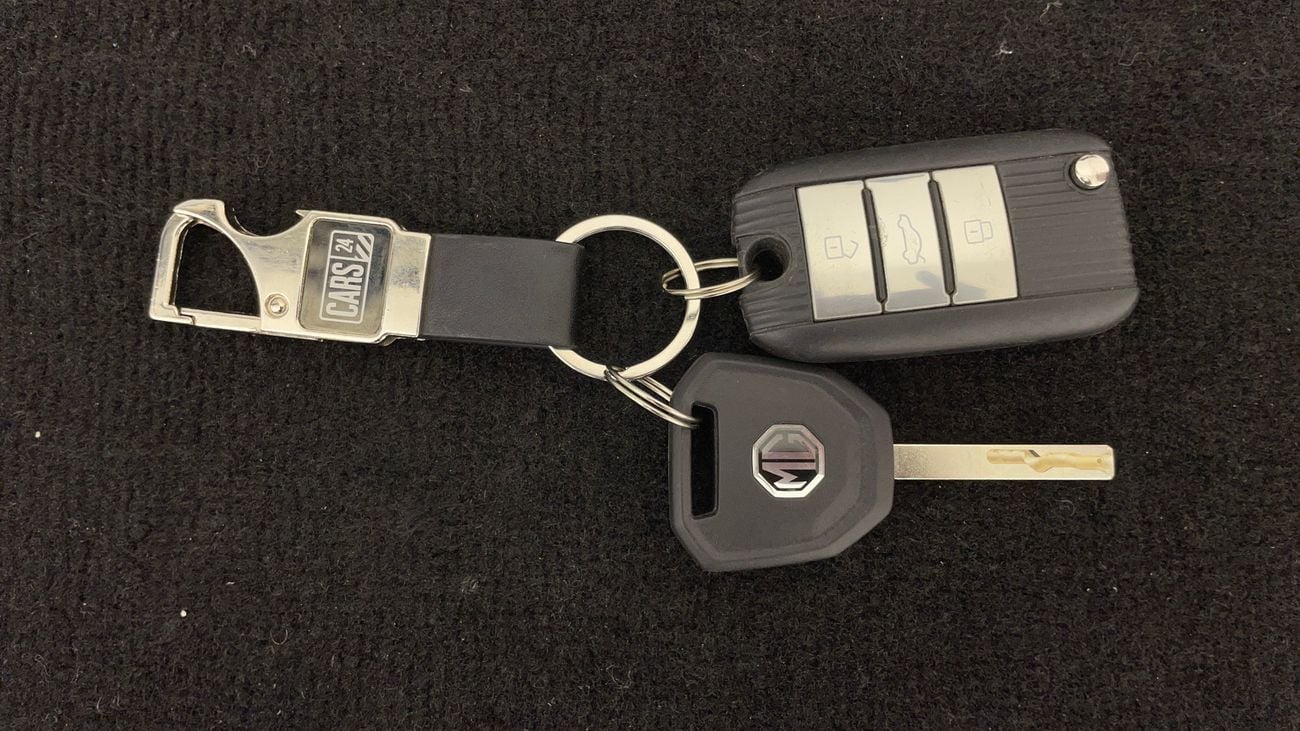 أم جي 5 STD 1.5 | بدون دفعة مقدمة | اختبار القيادة في المنزل