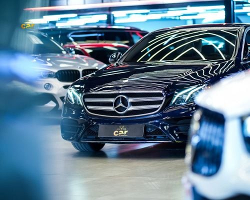 مرسيدس بنز E300