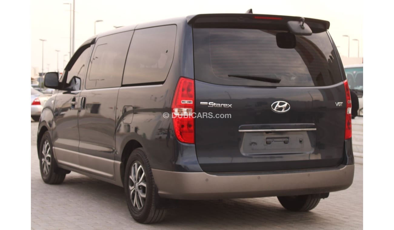 Hyundai H1 Starex Hyundai H-1 Starex GCC 2018 in excellent condition