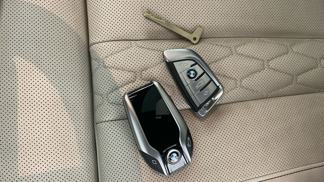 بي أم دبليو X7 M50i | شامل الضمان | 0 ﺪﻔﻋﺓ ﺃﻮﻟﻯ