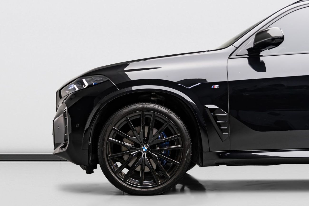 BMW X5 40i M Sport 3.0L 2024 BMW X5 xDrive40i, 2029 BMW Warranty + Service Contract, Low KMs, GCC