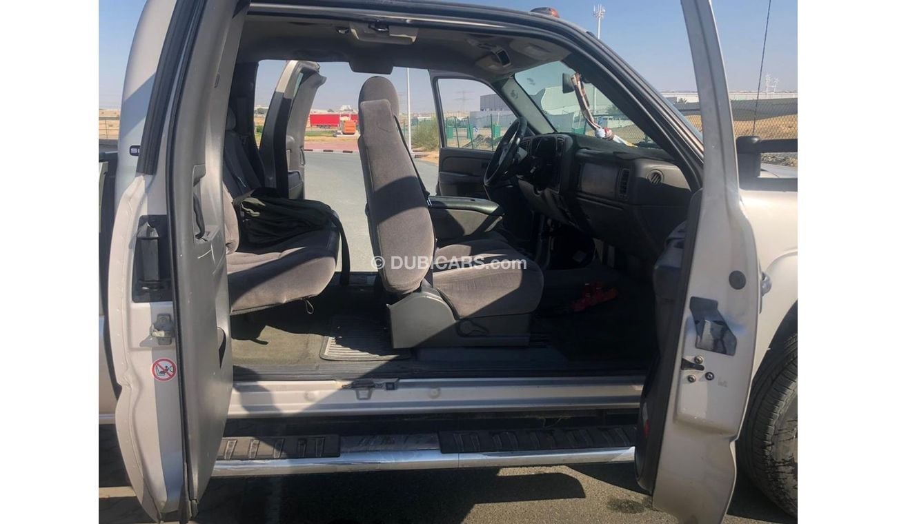 جي أم سي سييرا جي ام سي سيرا دولي 2006 جير اتوماتيك خليجي 3500 اتش ديه