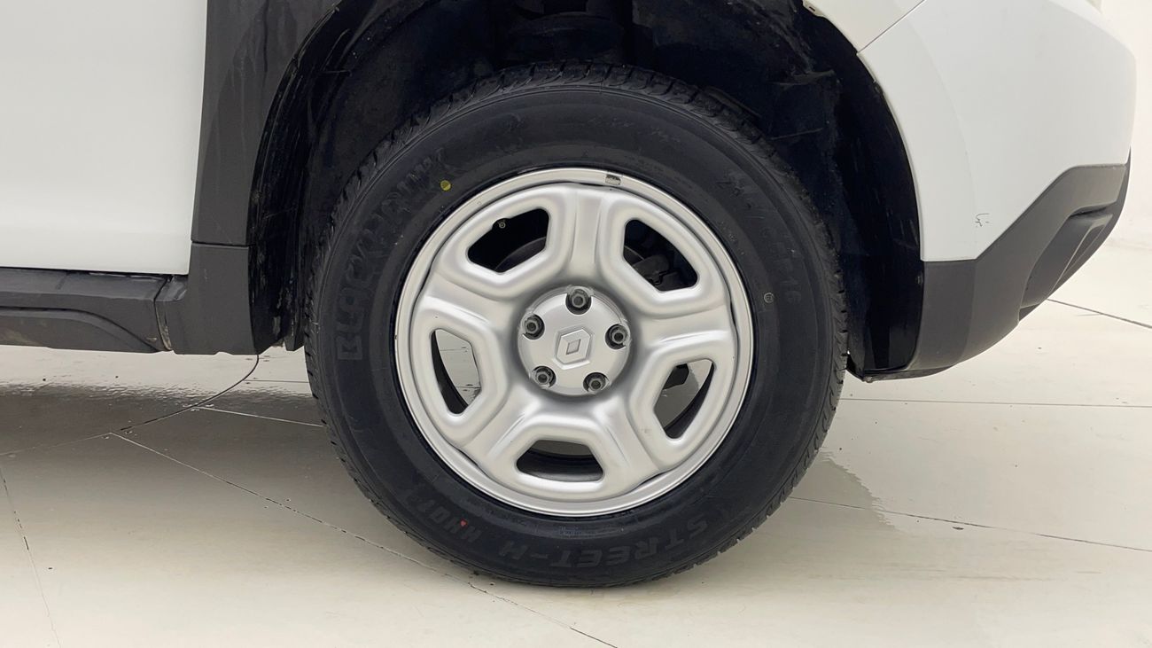 Renault Duster PE 1.6 | Zero Down Payment | Home Test Drive