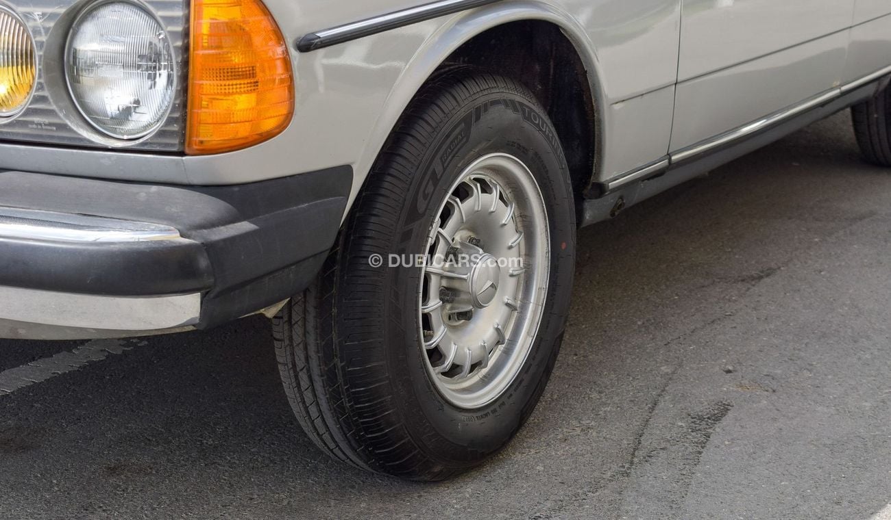 مرسيدس بنز 300 D