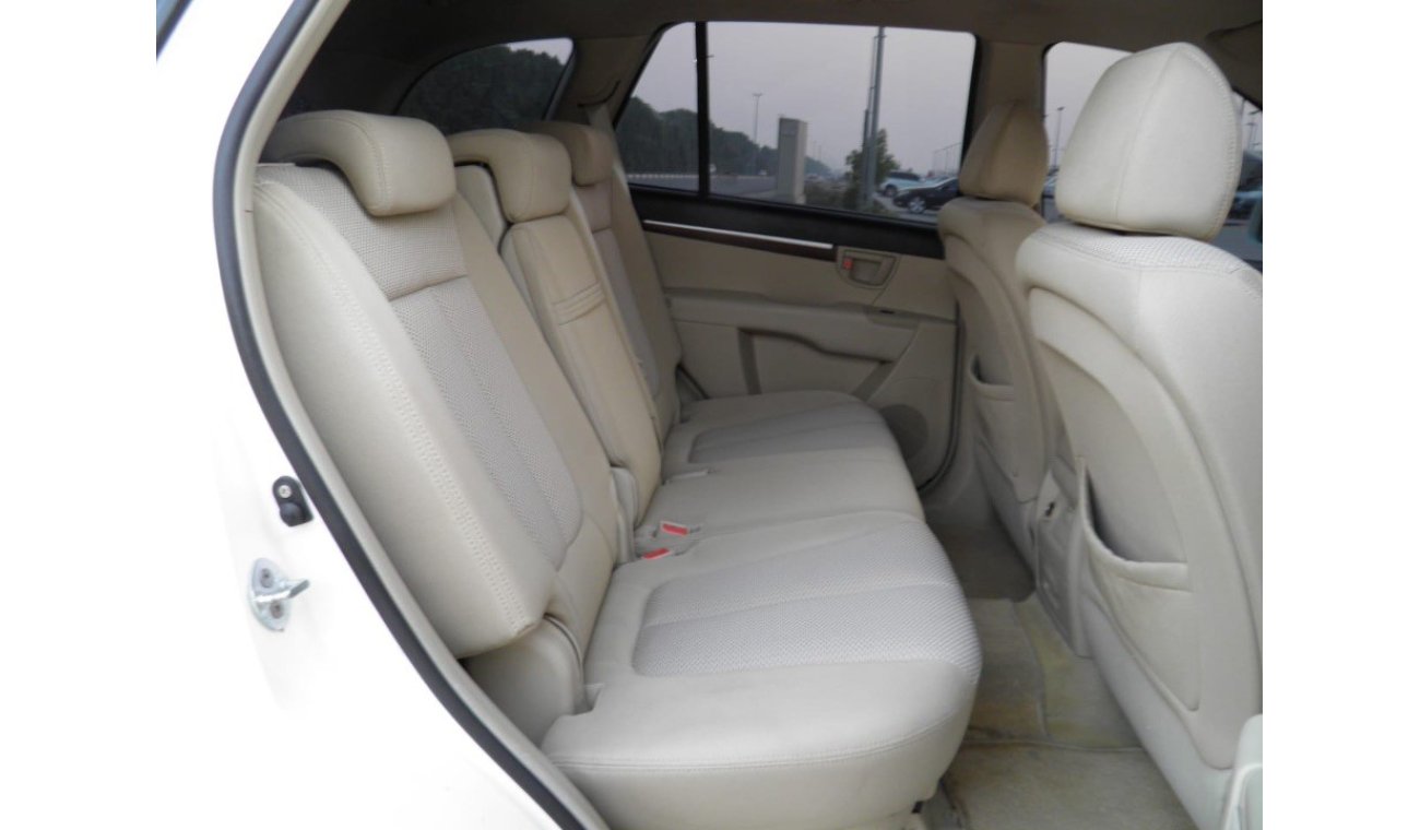 Hyundai Santa Fe 2007 7 seat 4WD ref#716