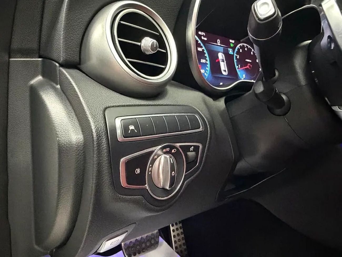 Mercedes Benz C200 AMG