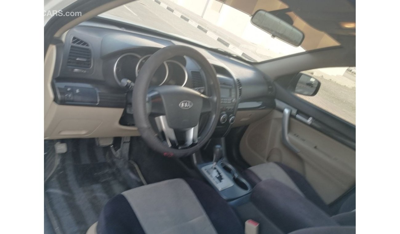 Kia Sorento KIA SORENTO 2012 GCC Good condition