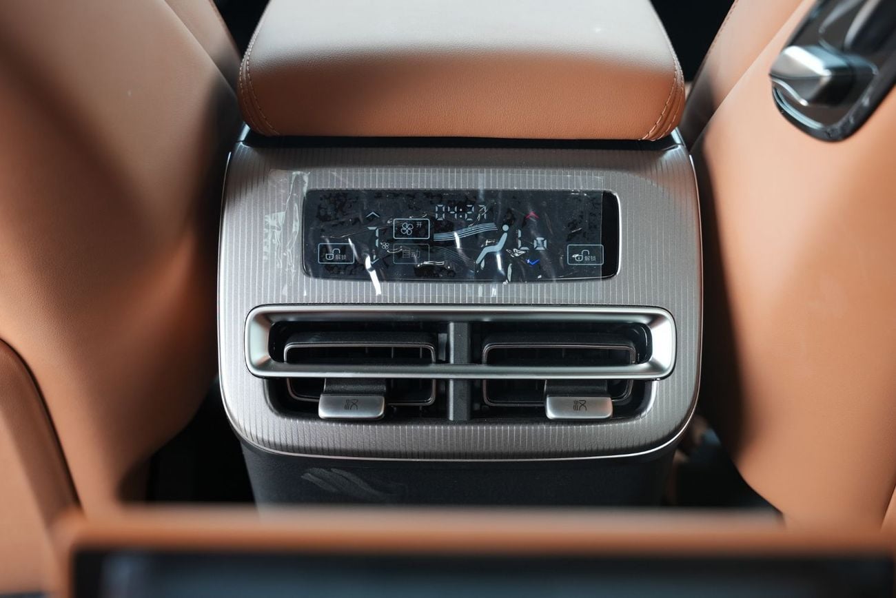 بي واي دي هان 2025 BYD Han L DM-i 200Km Flagship with LiDar Black in Tan 0Km