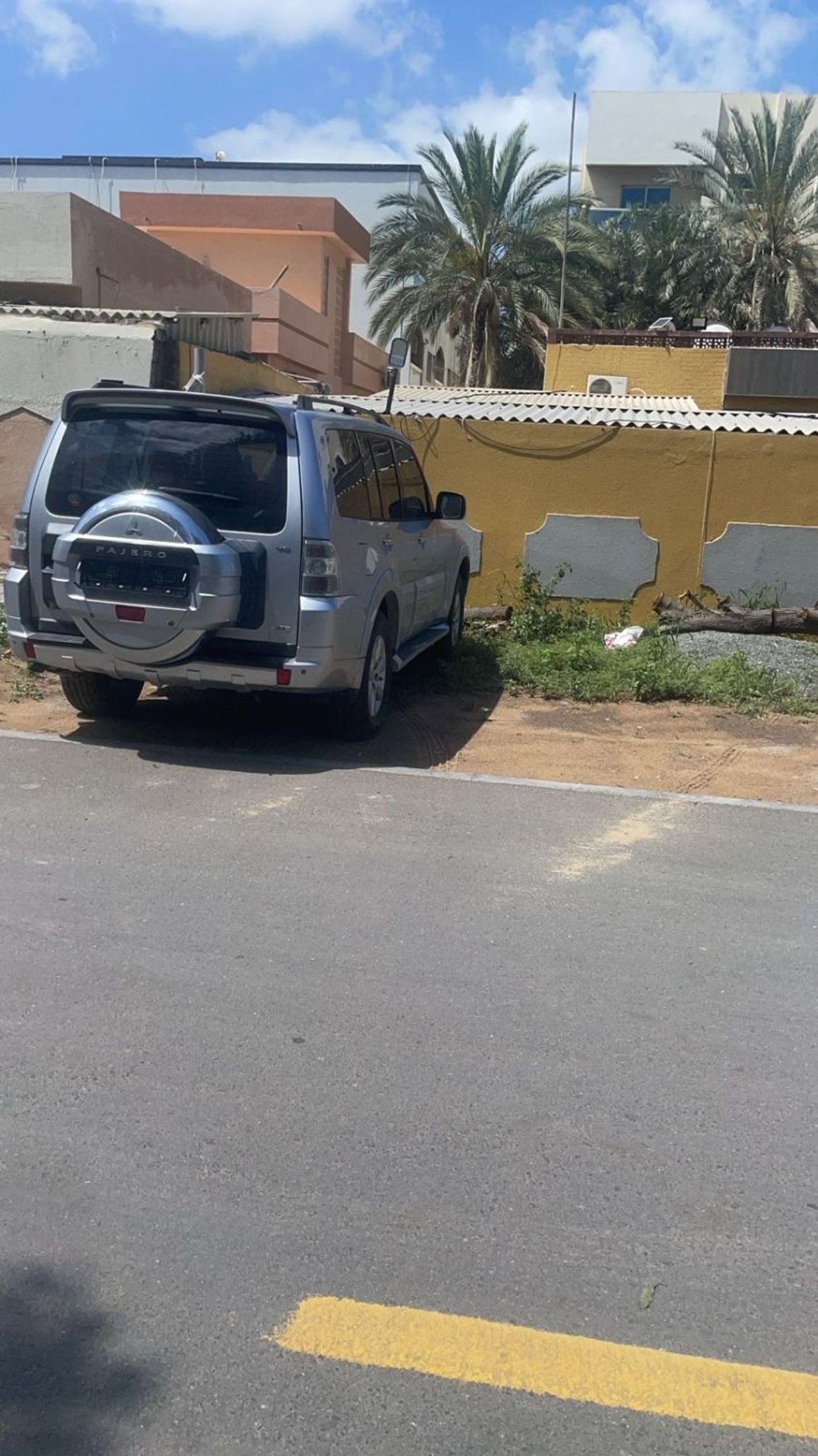 Mitsubishi Pajero GLS 3.5L (189 HP)