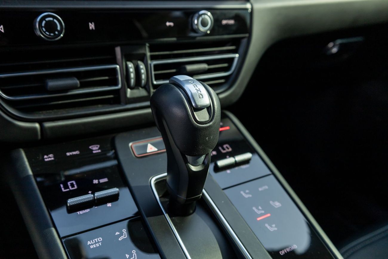 بورش ماكان GTS 2.9L (435 HP)