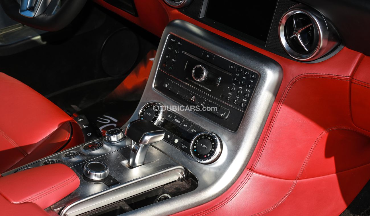 Mercedes-Benz SLS AMG