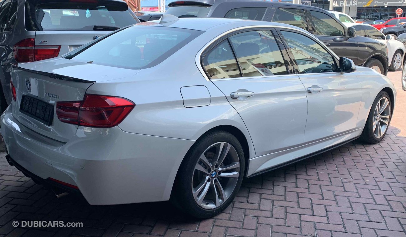 Used BMW 330i Twin Power Turbo 2017 for sale in Dubai - 270816