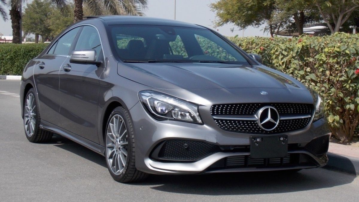 Mercedes Benz Starfinder V4