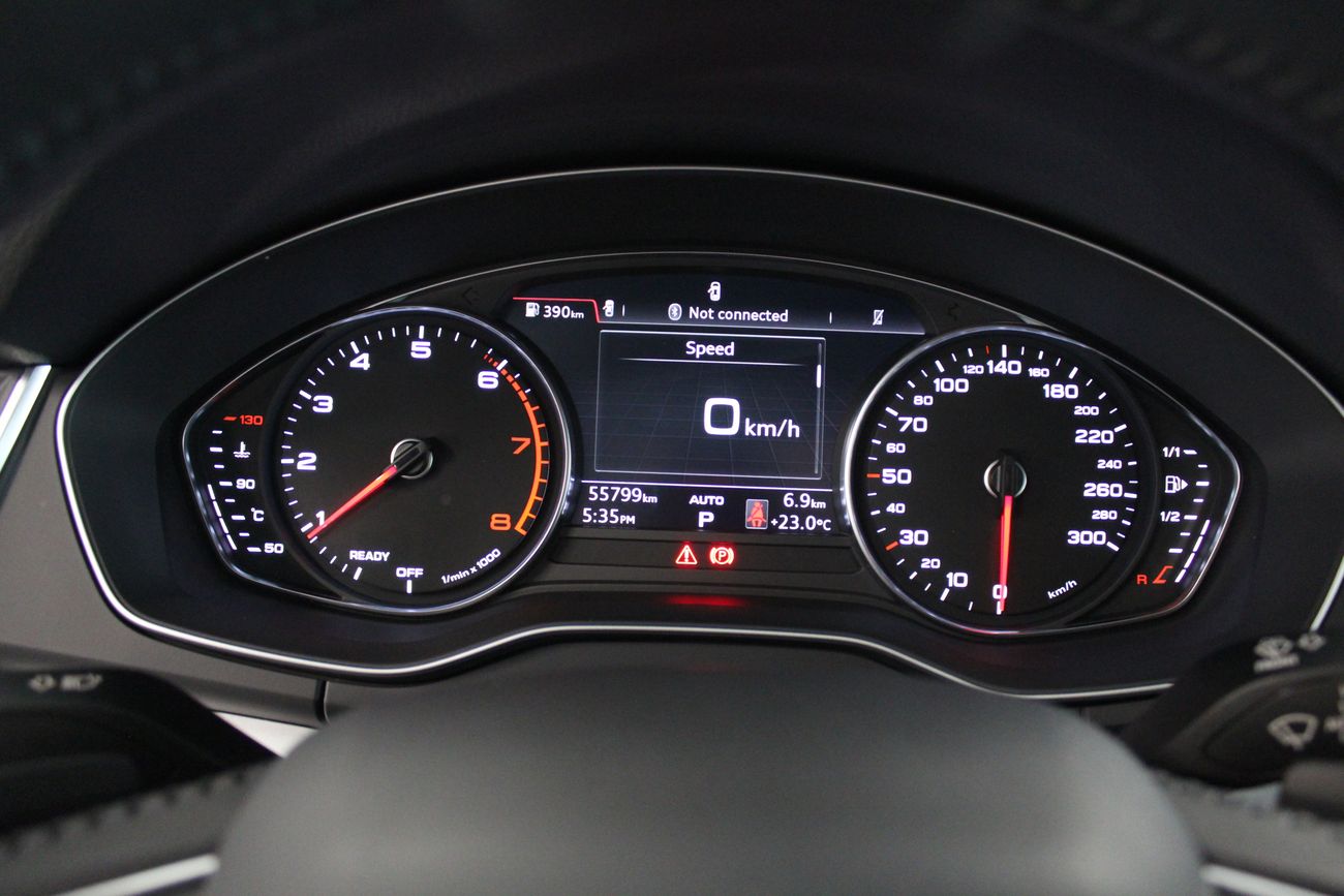 أودي Q5 Q5 45 TFSI quattro 252hp