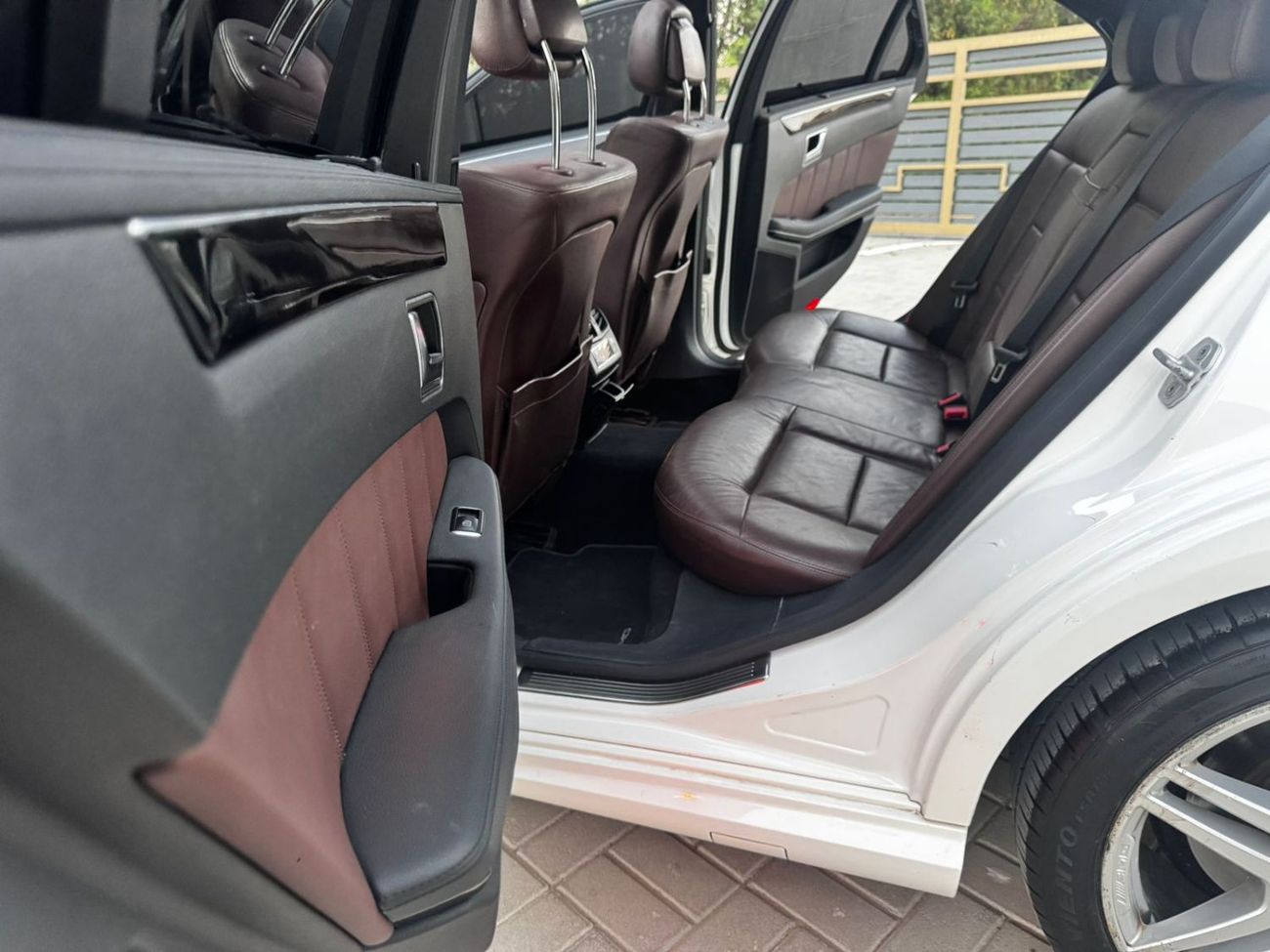 مرسيدس بنز E300 Mercedes E300 2013 Gcc full option no 1 clean