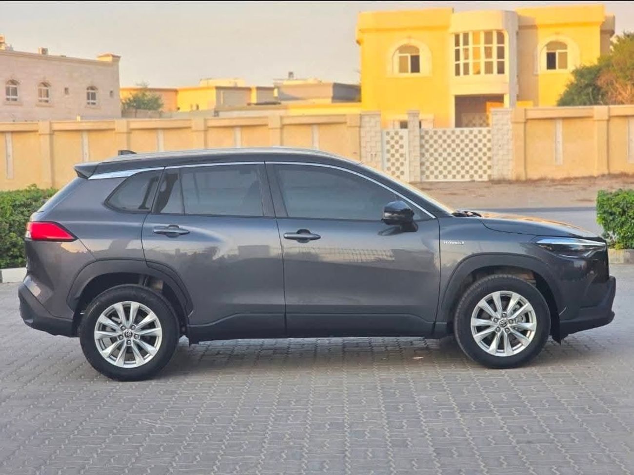 Toyota Corolla Cross COROLLA CROSS HYBRID FULL OPITION GCC TOP OF RANG