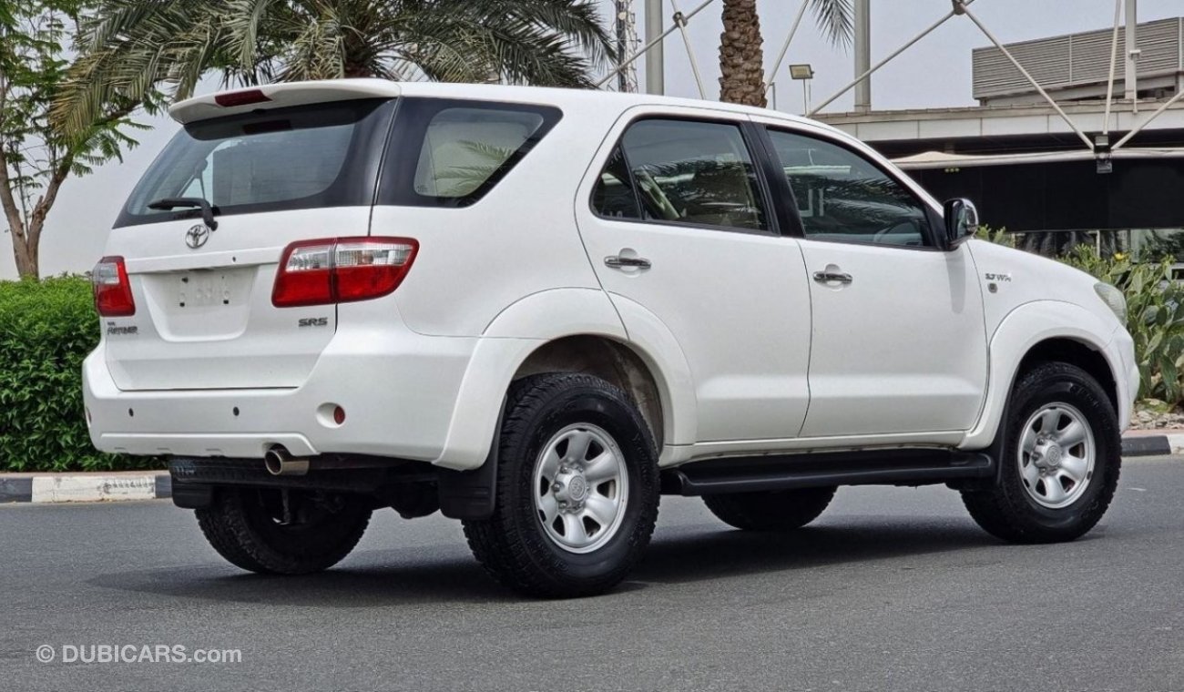 Toyota Fortuner SRS-2.7 L-4 Cyl-Low kilometer Driven-Very well maintained and good Condition