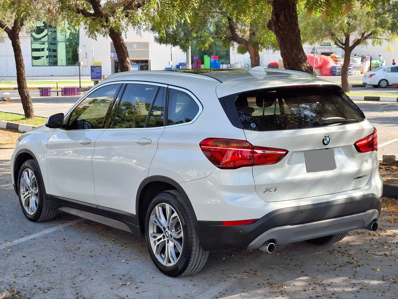 بي أم دبليو X1