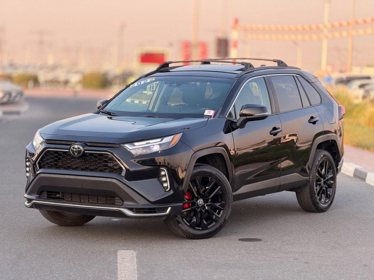 تويوتا راف ٤ XLE premium 2.5 L Full option