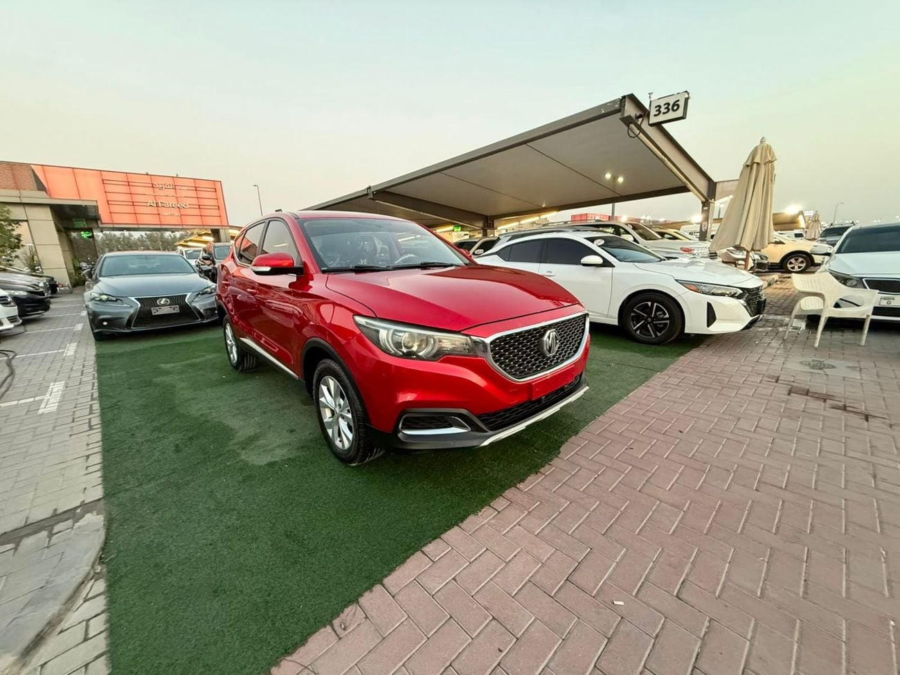 MG HS LUXURY first owner, two agency keys, 1.5 liter turbo