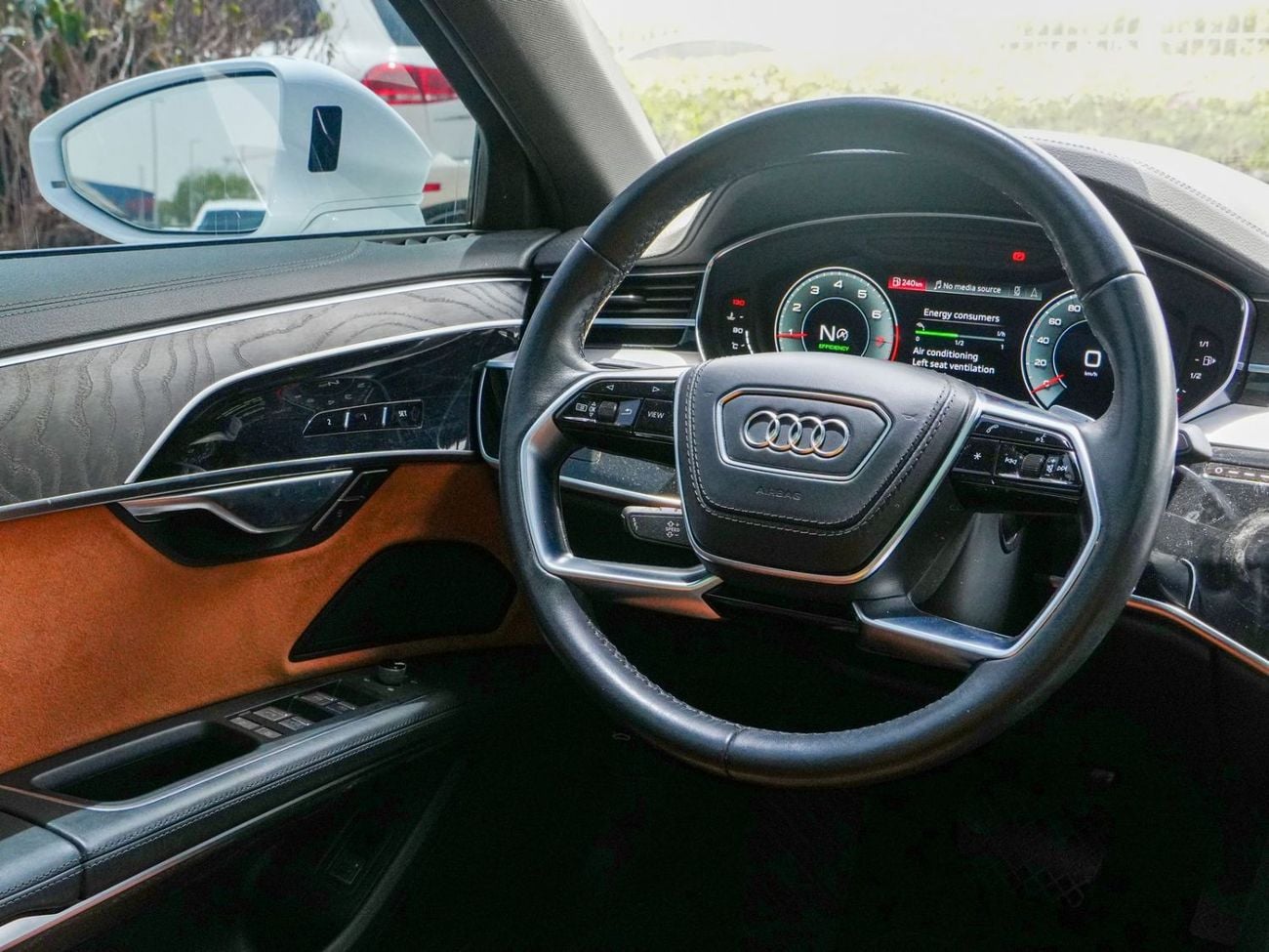أودي A8 2024 AUDI A8 L 55-TFSI 3.0L quattro 340hp GCC With WNTY + SRVC