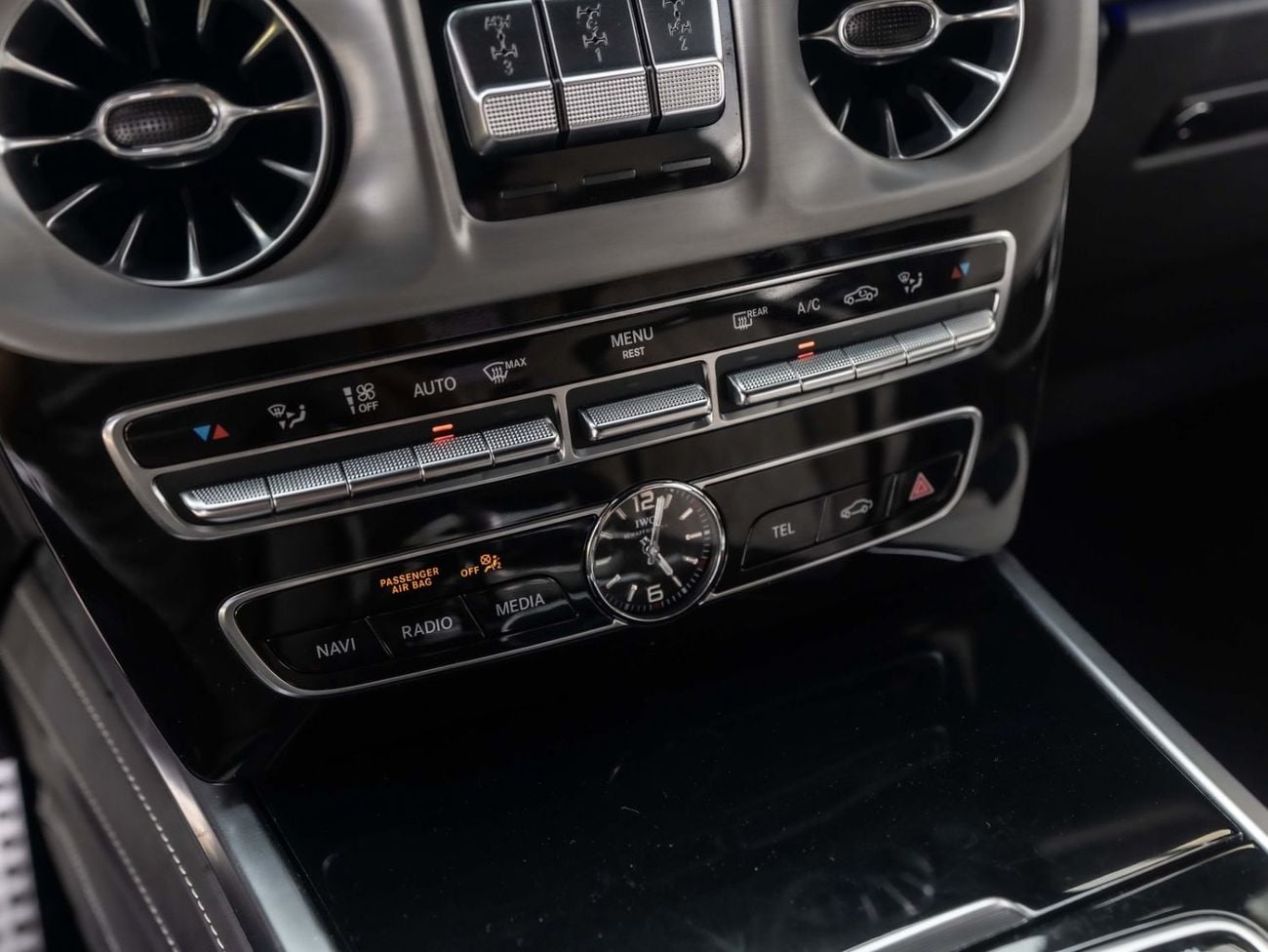 مرسيدس بنز G 63 AMG STD