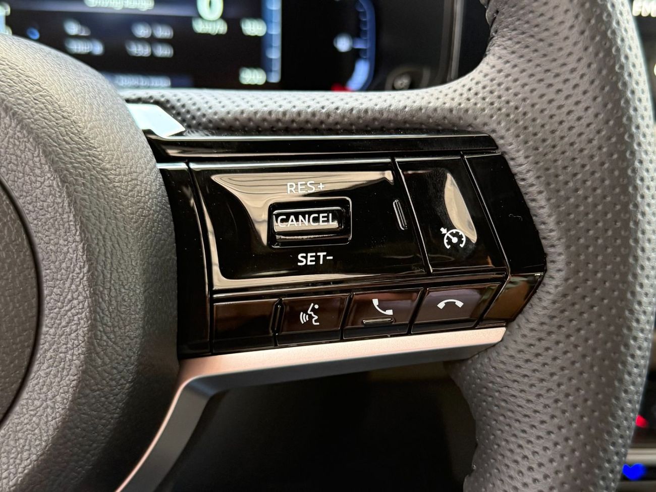 ميتسوبيشي Xforce MITSUBISHI XFORCE 1.5  PREMIUM **EXPORT ONLY**التصدير فقط خارج الخليج***