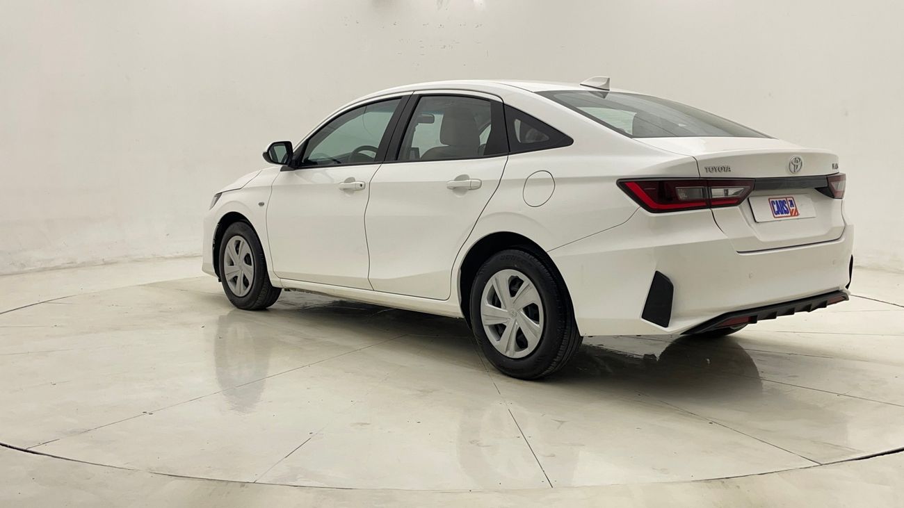 تويوتا يارس E 1.5 | بدون دفعة مقدمة | اختبار القيادة في المنزل