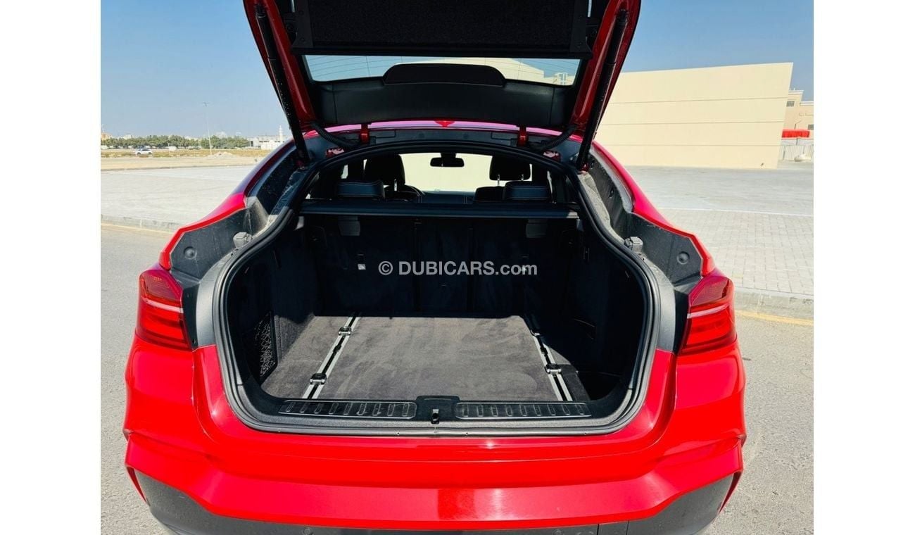 BMW X4 xDrive 35i M Sport GCC .. One Year Warranty..FSH .. Original Paint .. Perfect Condition .. Top