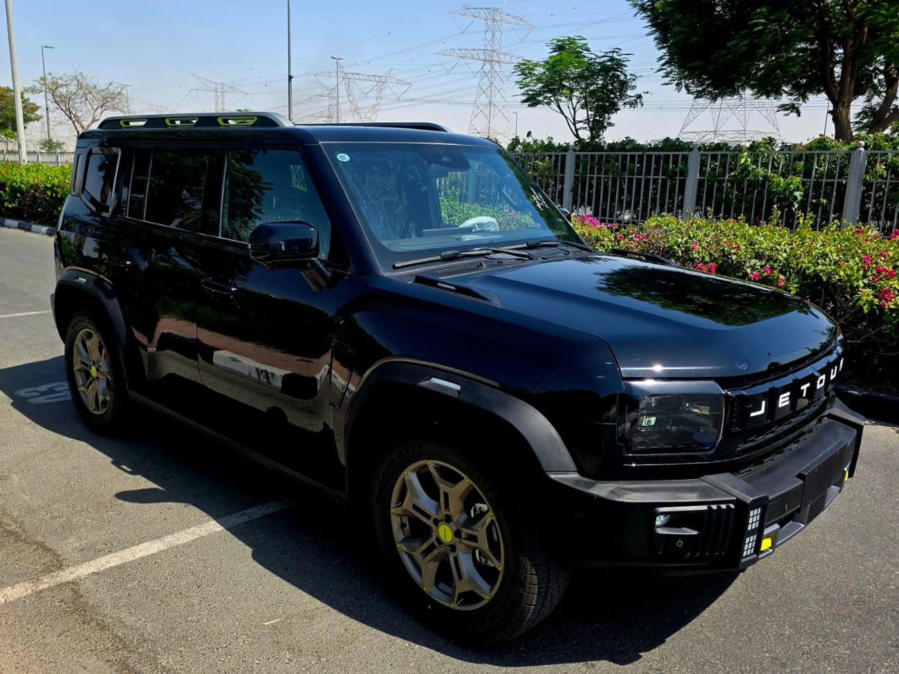 Jetour T2 Luxury 2.0L 8 GEAR SONY SOUND SYSTEM FOR LOCAl