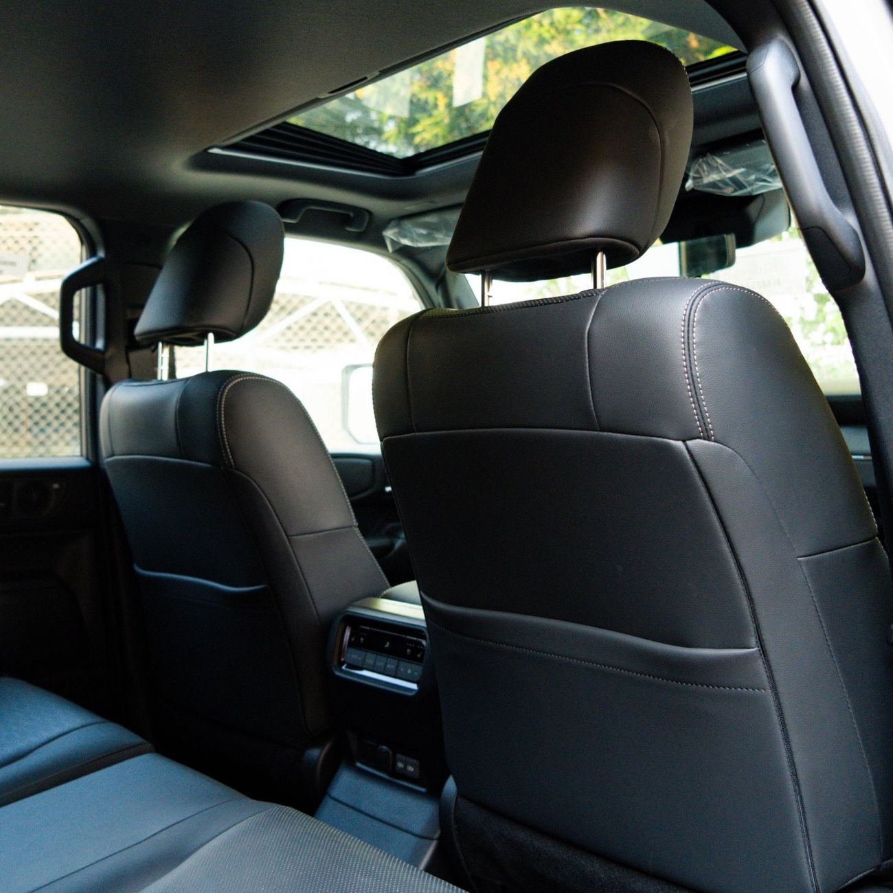 تويوتا برادو PRADO PREMIUM 2.4 L || 2026