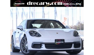 Porsche Panamera 4S G2J29A