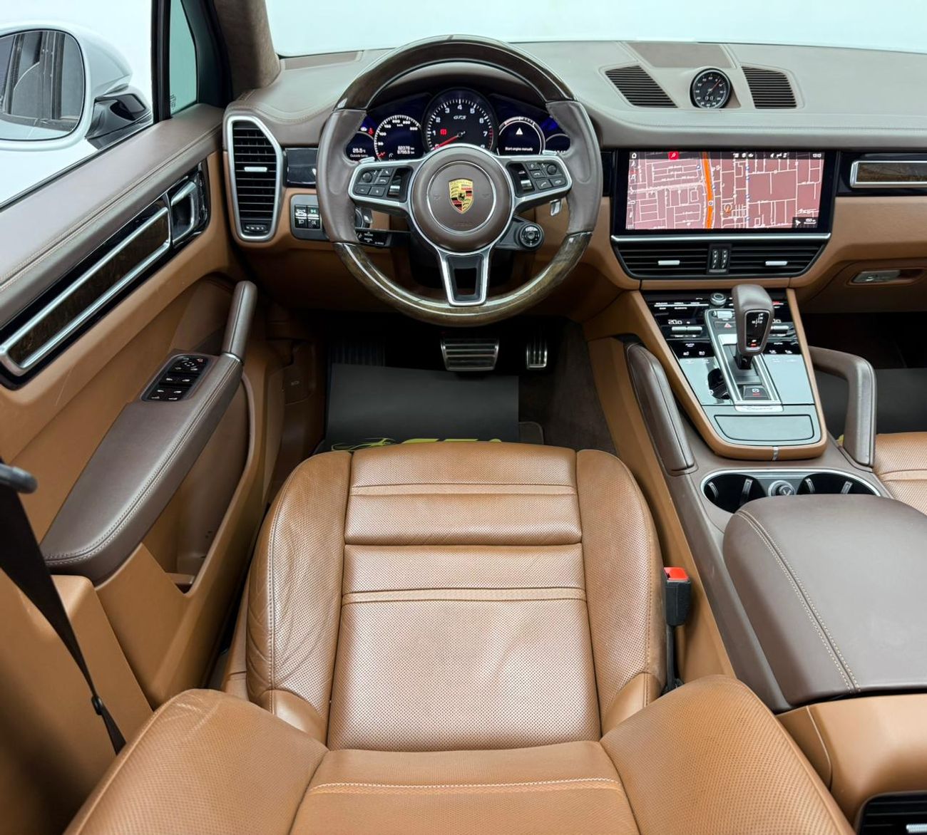 بورش كايان GTS 2021 Porsche Cayenne GTS, 4.0L Twin-Turbo V8, AWD, 460 HP / 620 Nm, 8-Speed Tiptronic S AED 289,