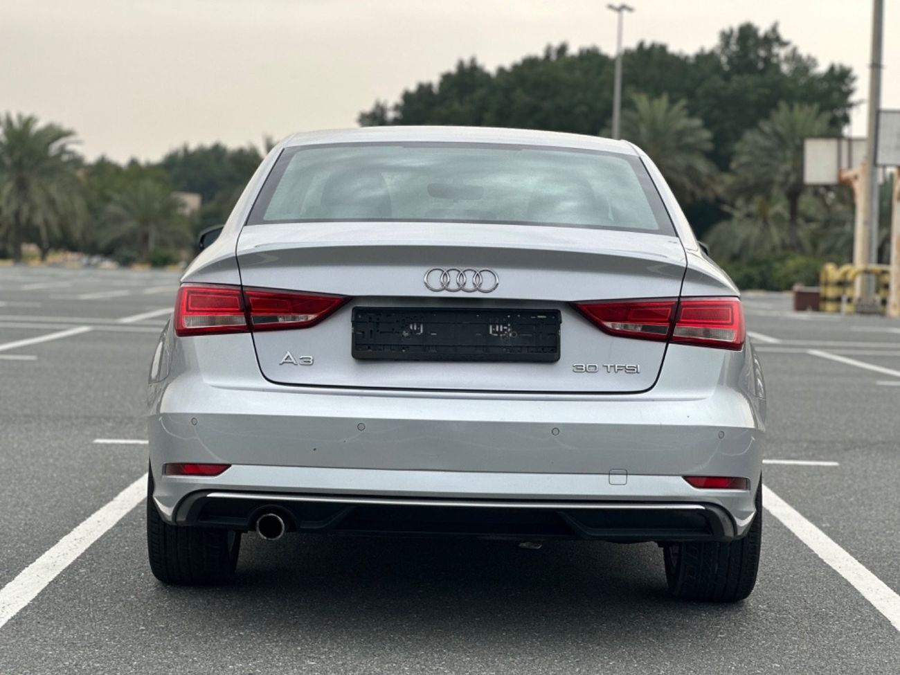 Audi A3 35 TFSI MODEL 2017GCC CAR PERFECT CONDITION INSIDE AND OUTSIDE 1400cc