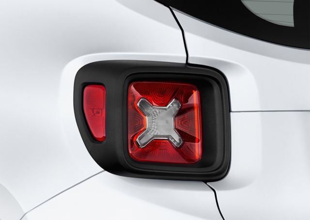 Jeep Renegade exterior - Tail Light