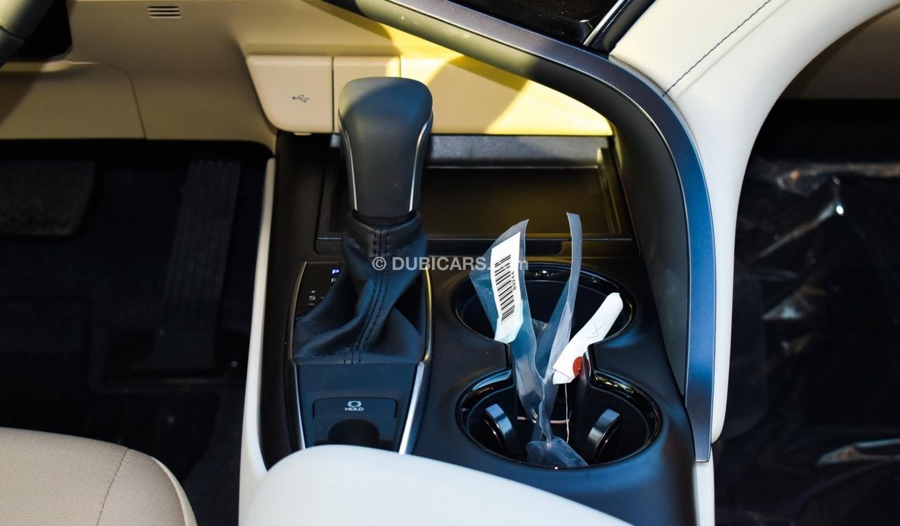 Toyota Camry CAMRY GLE 2.5L PETROL BLACK COLOR 2023