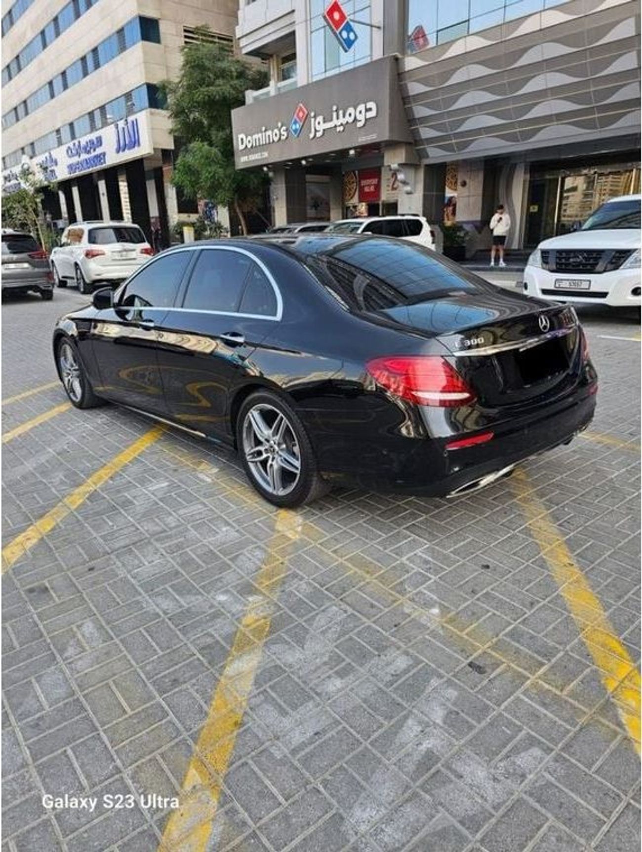 Mercedes-Benz E300 Panoramic