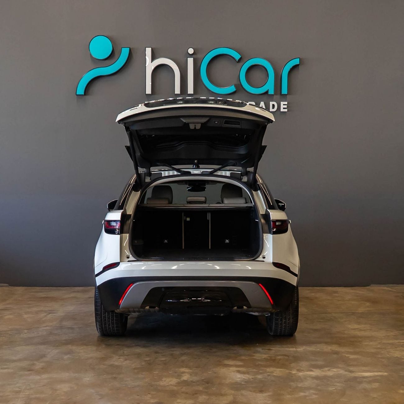 لاند روفر رينج روفر فيلار 2,107 P.M • 0% Downpayment • Range Rover Velar P250 S • 1 Year Warranty