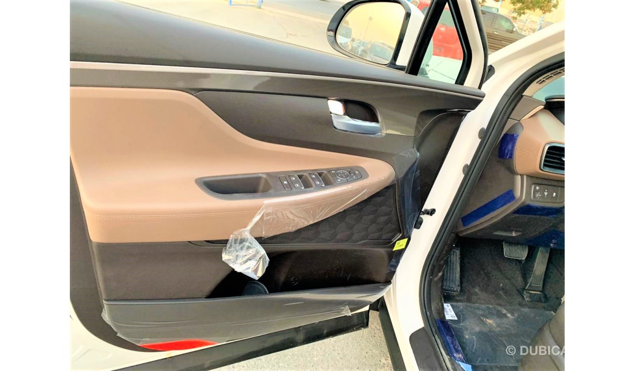 Hyundai Santa Fe with push start and electric seat